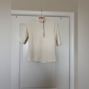 Cream Mock Neck Short Sleeve Top - Unbranded